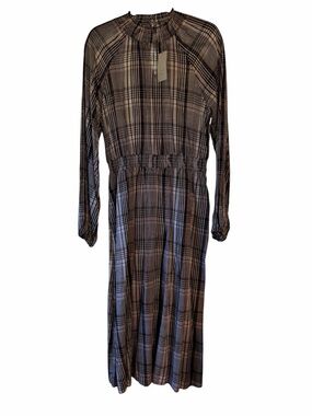 Plaid Long-Sleeve Midi Dress in White and Black